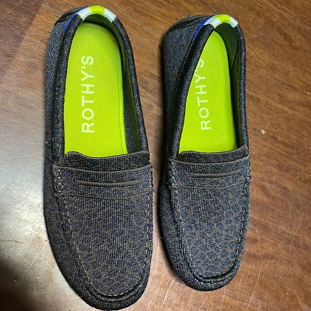 Rothy’s Women’s “The Driver” loafer in Chocolate Spot